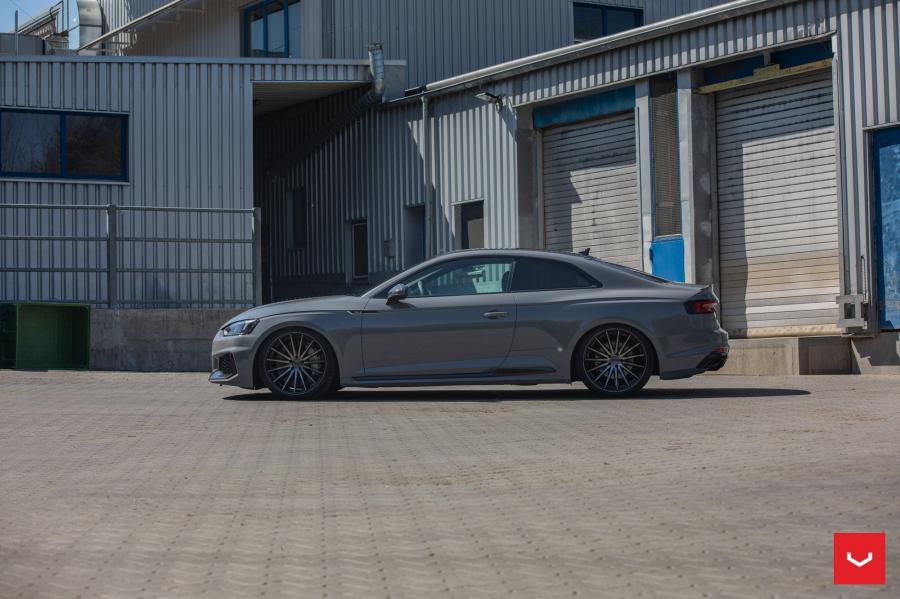  Audi RS5 Coupe on Vossen Wheels (VFS-2) 2019 года  (фото 28 из 33)